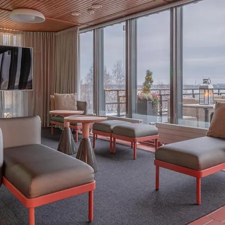 Ξενοδοχείο Radisson Blu 4*